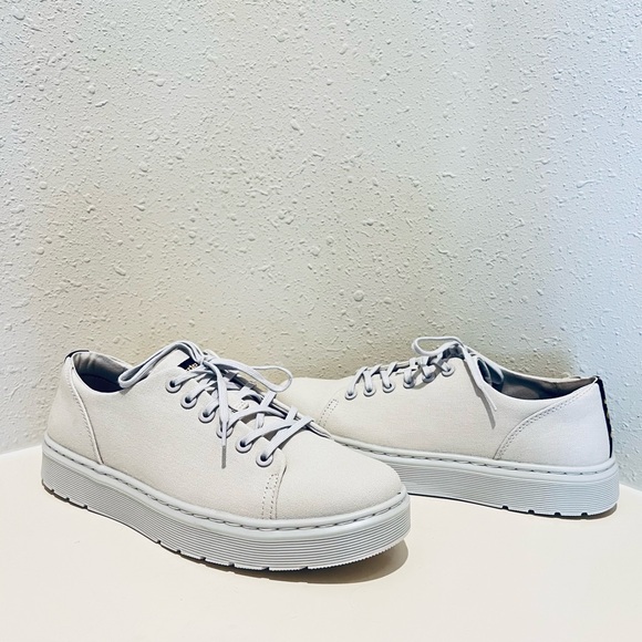 Dr. Martens Unisex Dante Canvas Oatmeal Sneakers Sz W 10 M 9 NEW - Picture 8 of 16